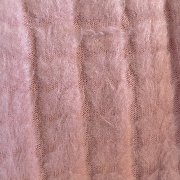 Fuzzy Sleeveless Mock Neck Top - Picture 2 of 5